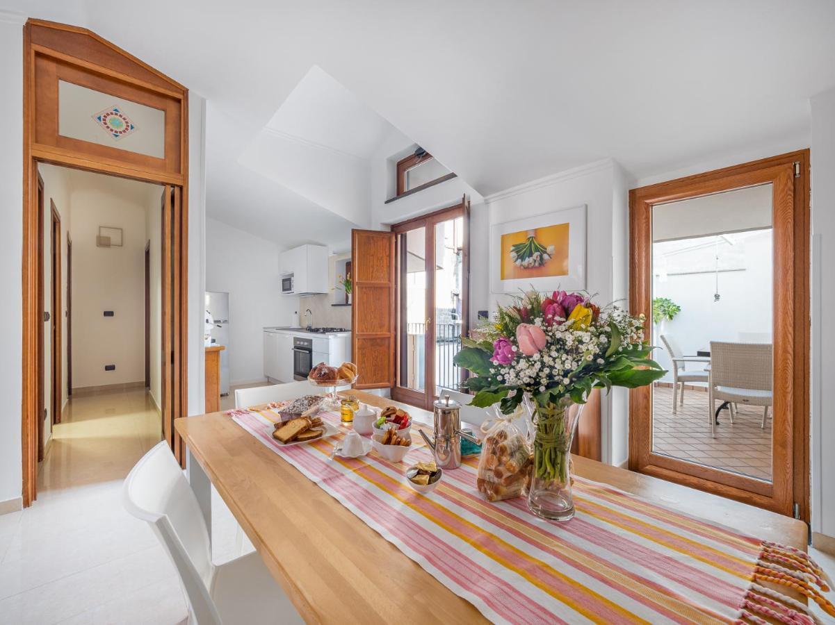 Il Tulipano - Appartamento Al Centro Di Vico Equense Ngoại thất bức ảnh